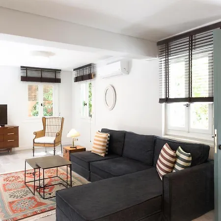 Daire Sv Acropolis *